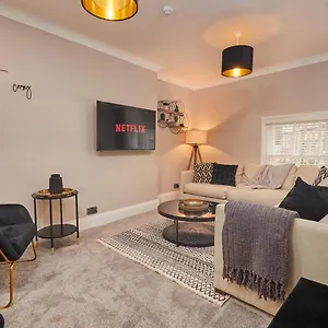 https://the-swan-apartment.yorkshirehotels.net