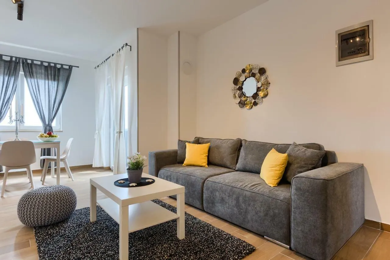 Apartments Dream In Arena 1 Pula Center Free Parking Croazia